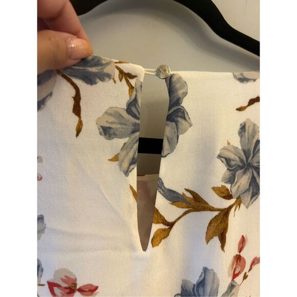 Vince Camuto Floral Flutter Sleeve Dress sz M Flouncy Hem Romantic Date - Picture 5 of 12